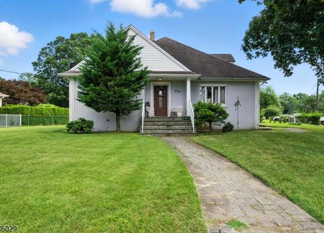 Property at 234 N Haledon Ave, North Haledon Boro, NJ 07508, 3 beds, 3 baths