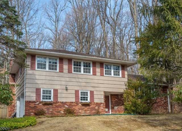 Property at 8 Skyview Ter, Parsippany-troy Hills Twp., NJ 07950-1506, 4 beds, 2.5 baths