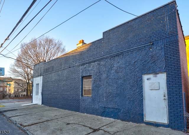 Property at 820 S 15Th St, Newark City, NJ 07108-1322, 2 baths