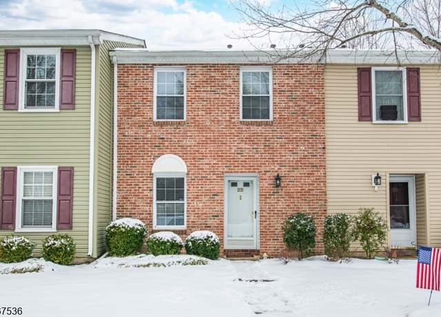 Property at 22 Gettysburg Way #22, Lincoln Park Boro, NJ 07035, 2 beds, 2.5 baths