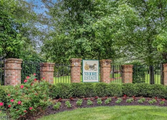 Property at 28 Cadence Ct, Morris Twp., NJ 07960-6983, 3 beds, 3 baths
