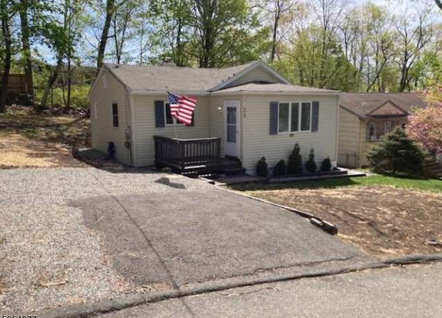 Property at 23 Williams Trl, Hopatcong Boro, NJ 07843-1123, 2 beds, 1 bath