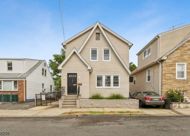 Property at 1282 Baker St, Hillside Twp., NJ 07205-2332, 3 beds, 1.5 baths