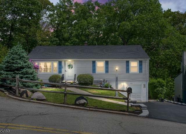 Property at 221 Jackson Ave, Rockaway Twp., NJ 07866-1017, 3 beds, 2 baths