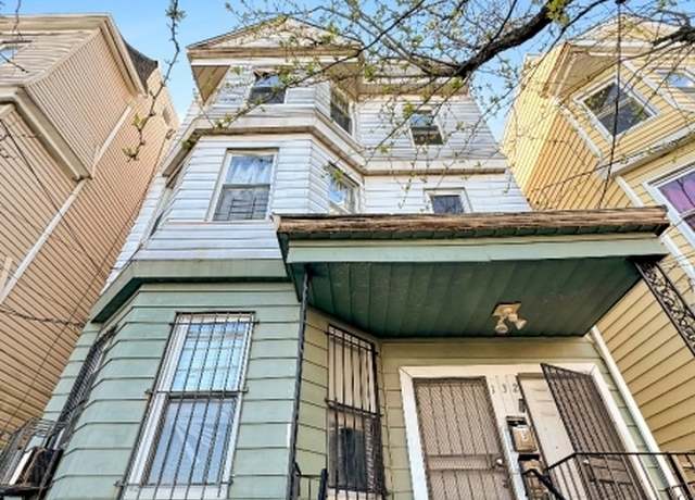 Property at 132 Ridge St, Newark City, NJ 07104-1113, 9 beds, 3 baths