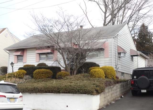 Property at 378 N Macarthur Ave, Garfield City, NJ 07026-1147, 3 beds, 1.5 baths