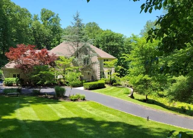 Property at 51 Twin Brooks Trl, Chester Twp., NJ 07930-2820, 4 beds, 4.5 baths