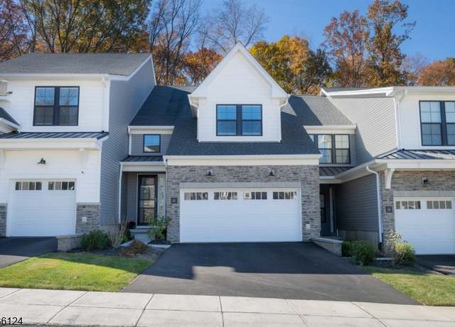 Property at 14 Swenson St, Denville Twp., NJ 07834, 3 beds, 2.5 baths