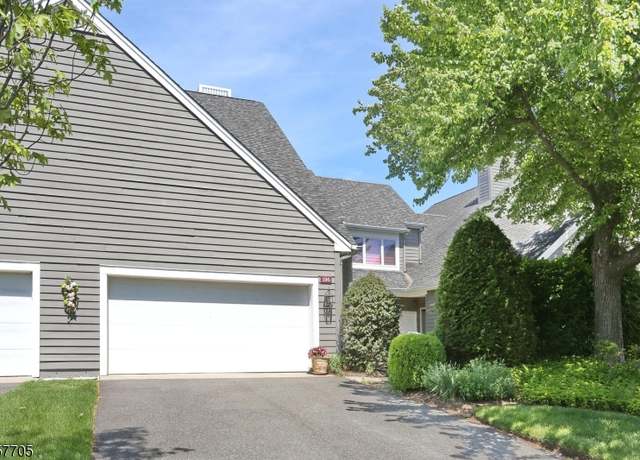 Property at 195 Brewster Rd, Wyckoff Twp., NJ 07481-2158, 2 beds, 2.5 baths