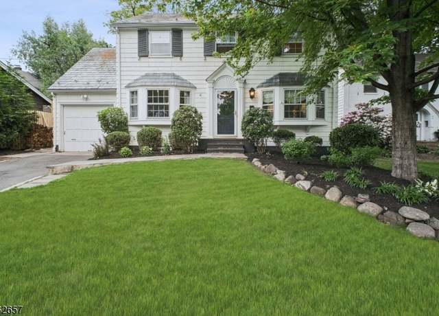 Property at 4 Kingsland Ct, South Orange Village Twp., NJ 07079-1455, 4 beds, 3 baths