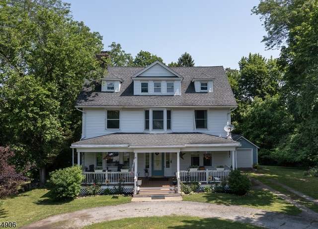 Property at 15 Rowe Pl, Franklin Boro, NJ 07416-1401, 4 beds, 1 bath