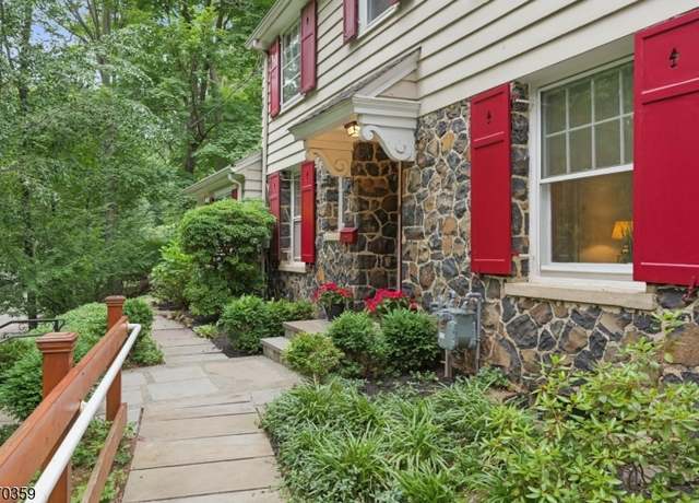 Property at 44 Gregory Ave, West Orange Twp., NJ 07052-4713, 5 beds, 3 baths