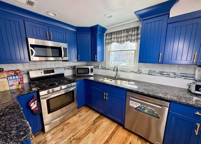 Property at 606 2Nd St, Union Beach Boro, NJ 07735-2553, 4 beds, 3 baths