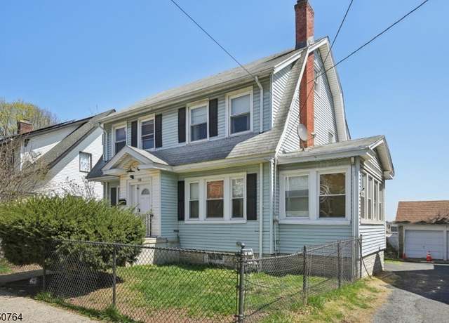 Property at 58 Chapman Pl, Irvington Twp., NJ 07111-1942, 4 beds, 2.5 baths