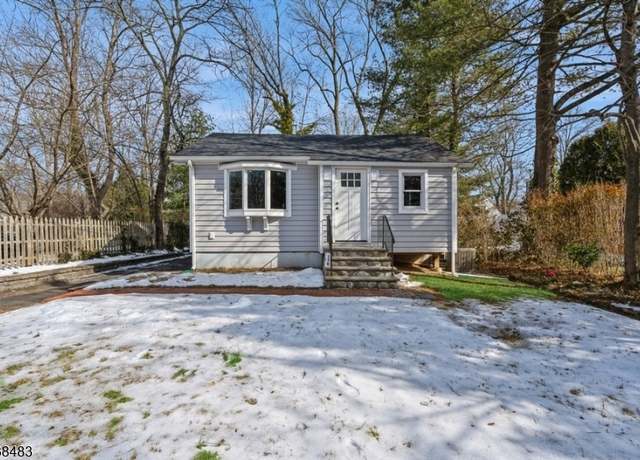Property at 179 Passaic St, New Providence Boro, NJ 07974-1736, 2 beds, 1 bath