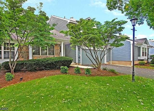 Property at 3 Knollcrest Rd, Bedminster Twp., NJ 07921-1713, 3 beds, 3.5 baths