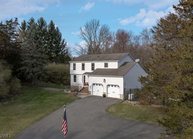 Property at 18 Warner Rd, Fredon Twp., NJ 07860-5059, 4 beds, 2.5 baths