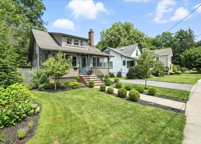 Property at 76 Park Ave, Verona Twp., NJ 07044-2337, 4 beds, 2 baths