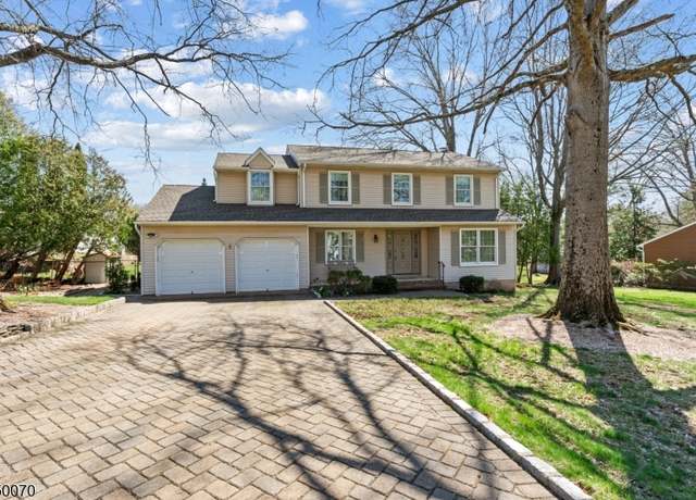 Property at 45 Shannon Rd, Bridgewater Twp., NJ 08807-2649, 4 beds, 2.5 baths