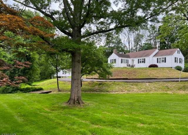 Property at 1595 Route206, Bedminster Twp., NJ 07921-2590, 4 beds, 3 baths