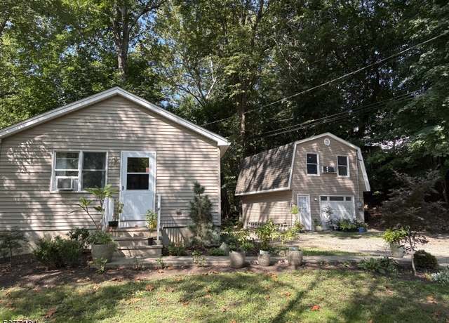 Property at 173 Main St, Glen Gardner Boro, NJ 08826-3645, 2 beds, 2 baths