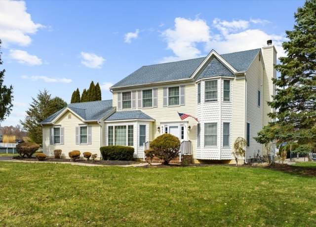 Property at 611 Debra Ln, Greenwich Twp., NJ 08886-2306, 4 beds, 2.5 baths