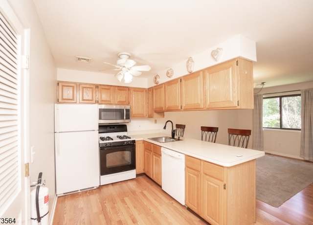 Property at 1 Port Royal Dr Unit 5, Vernon Twp., NJ 07462, 2 beds, 2 baths