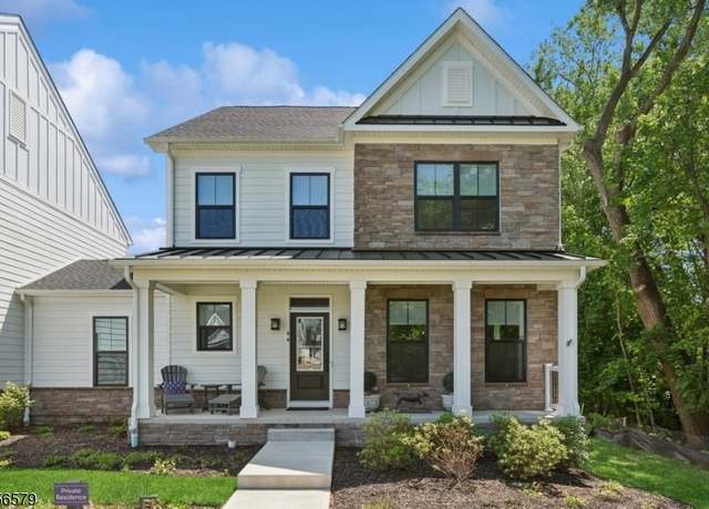 Property at 44 Willow Ln, Parsippany-troy Hills Twp., NJ 07054, 3 beds, 3.5 baths