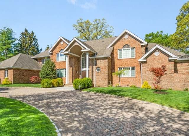 Property at 30 Mountain Ridge Dr, Livingston Twp., NJ 07039-3407, 4 beds, 3.5 baths