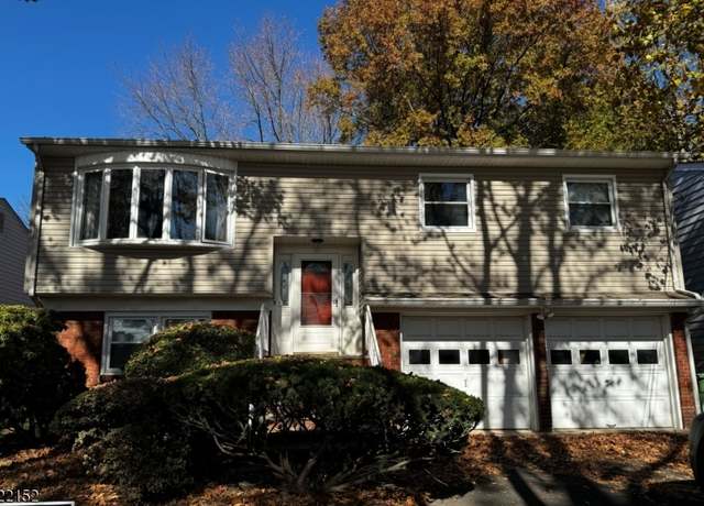 Property at 211 E 10th Ave, Roselle Boro, NJ 07203-2011, 5 beds, 1.5 baths