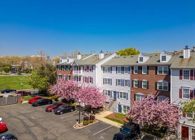 Property at 45 Rutgers Dr, Newark City, NJ 07103-3090, 2 beds, 2.5 baths