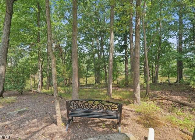 Property at 905 S Branch Dr, Readington Twp., NJ 08889-3233, 3 beds, 2.5 baths