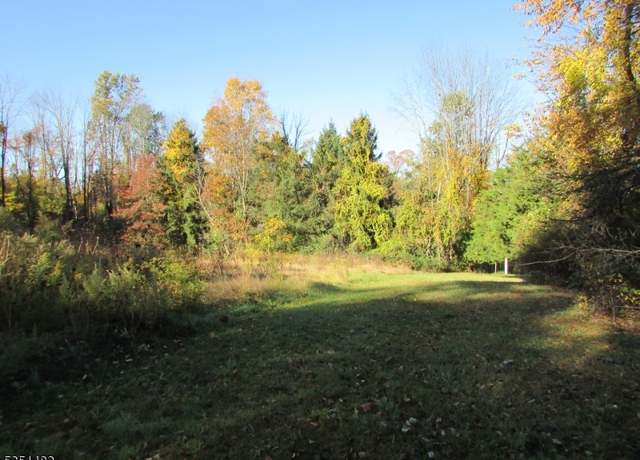 Property at 91 Lake Wallkill Rd, Vernon Twp., NJ 07461-4232