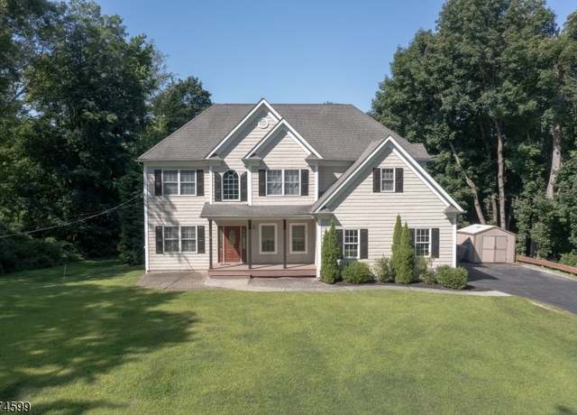 Property at 22 Fox Trail Rd, Sparta Twp., NJ 07871-3708, 4 beds, 3 baths