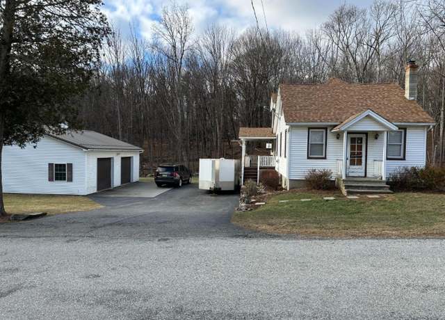 Property at 15 Mudtown Rd, Wantage Twp., NJ 07461-3618, 3 beds, 1 bath