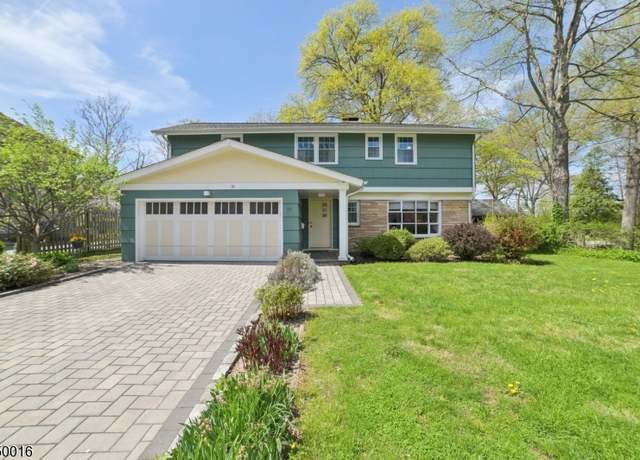 Property at 55 Canoe Brook Pkwy, Summit City, NJ 07901, 3 beds, 2.5 baths