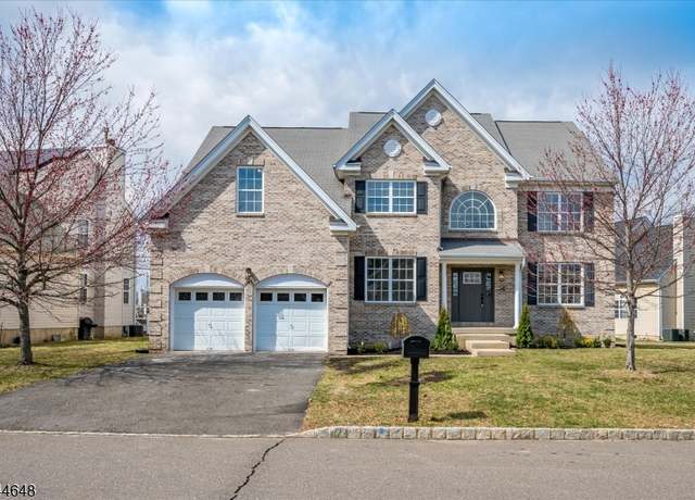 Property at 86 Treetops Cir, Franklin Twp., NJ 08540-8582, 4 beds, 4 baths