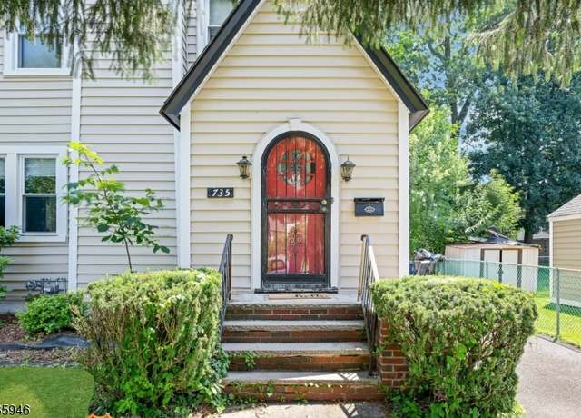 Property at 729 Hillside Ave, Plainfield City, NJ 07060-1911, 3 beds, 1 bath