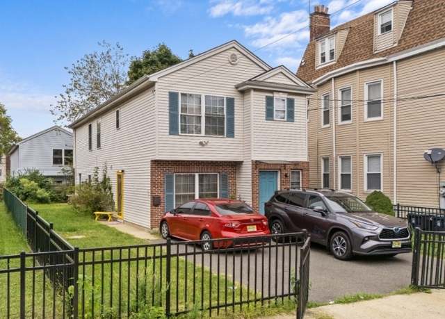 Property at 211-213 S 10th St, Newark City, NJ 07107-1407, 5 beds, 3 baths