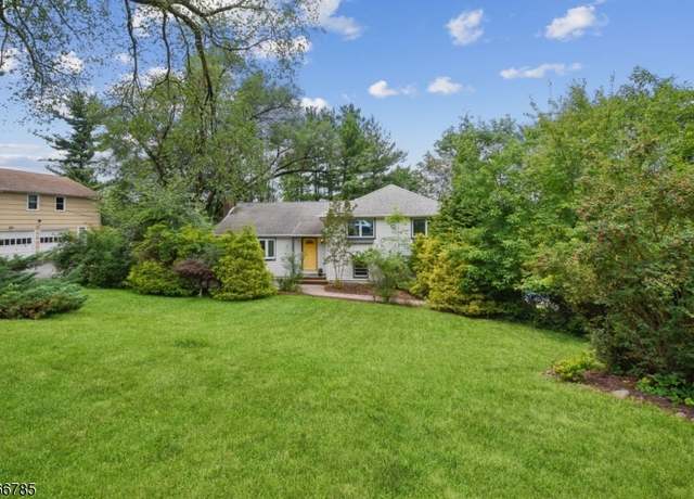 Property at 39 Prospect Rd, Livingston Twp., NJ 07039-1515, 3 beds, 3 baths