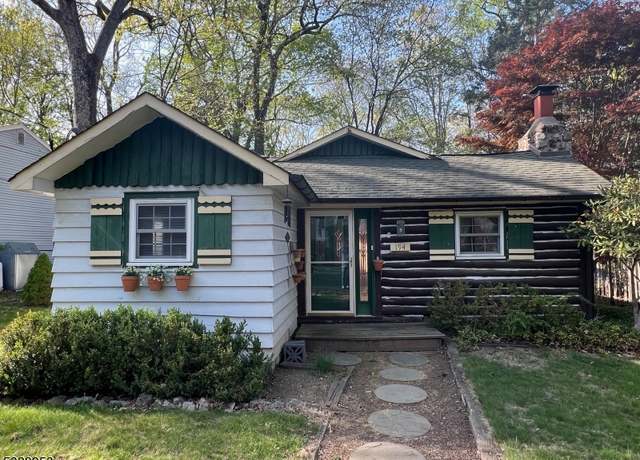 Property at 194 Glenside Trl, Byram Twp., NJ 07871-1215, 3 beds, 2 baths
