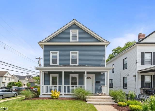 Property at 2 Liberty St, Morristown Town, NJ 07960-3132, 3 beds, 1.5 baths