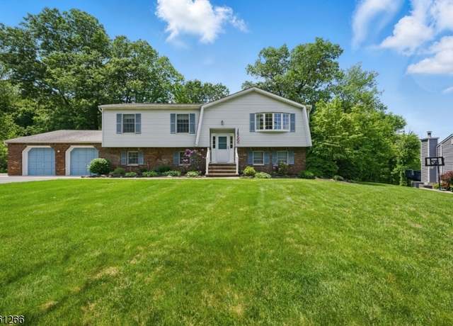Property at 28 Fox Hill Dr, Franklin Boro, NJ 07416-1806, 3 beds, 3 baths