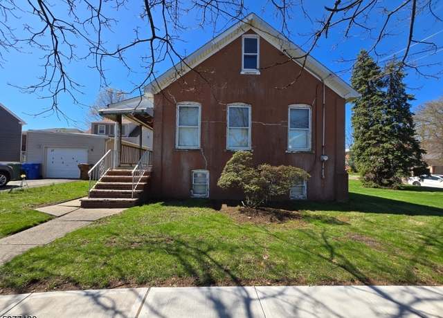 Property at 117 Grant St, Linden City, NJ 07036-1736, 3 beds, 1 bath