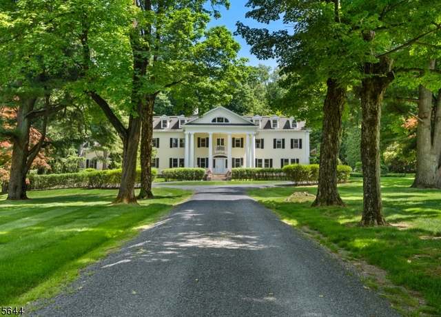 Property at 40 Mountain Top Rd, Bernardsville Boro, NJ 07924-1121, 9 beds, 8.5 baths