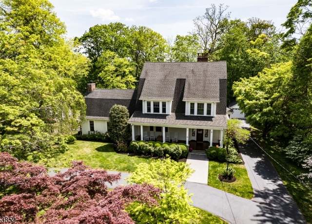 Property at 16 Highland Ave, Madison Boro, NJ 07940-2109, 6 beds, 3.5 baths