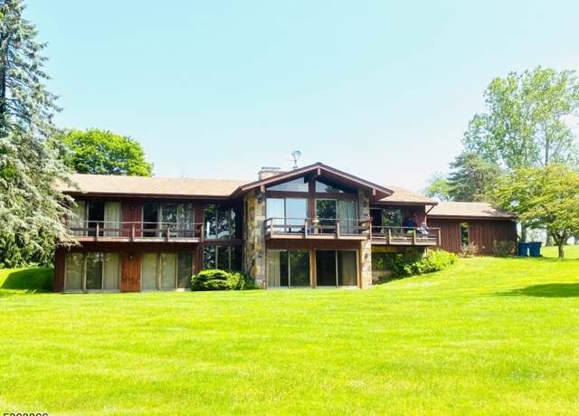 Property at 80 Stanton Station Rd, Franklin Twp., NJ 08822, 4 beds, 2.5 baths