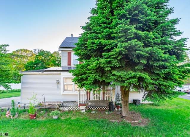 Property at 830 Atlantic City Blvd, Berkeley Twp., NJ 08721-3028, 3 beds, 2 baths