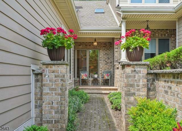 Property at 94 Louis Dr, Montville Twp., NJ 07045-9050, 2 beds, 2.5 baths