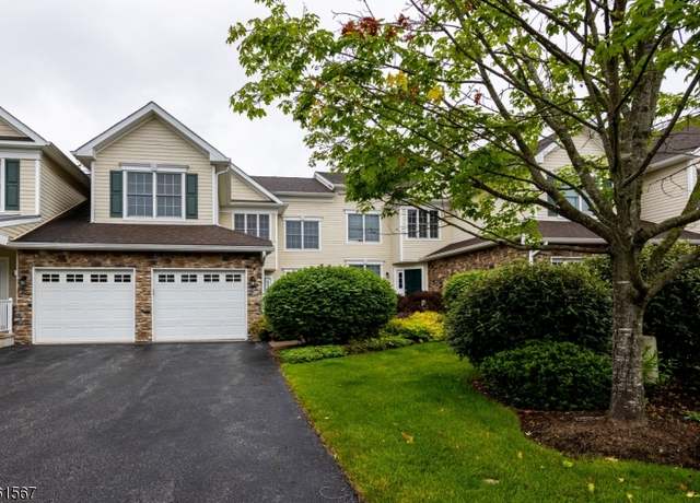 Property at 40 Briar Ct, Hardyston Twp., NJ 07419-1269, 4 beds, 3.5 baths